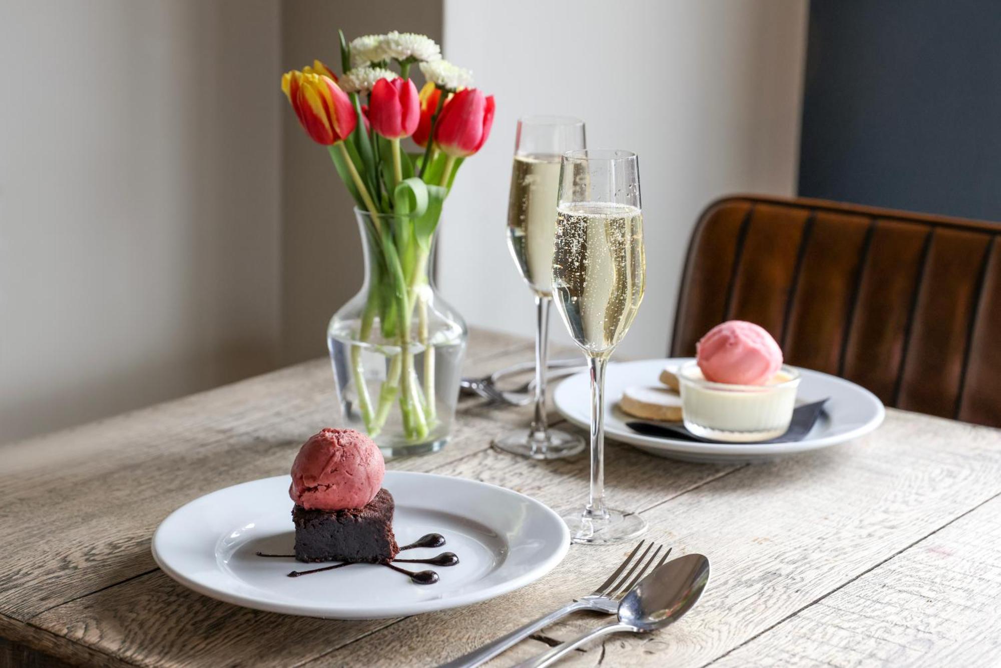 The Goudhurst Inn ภายนอก รูปภาพ