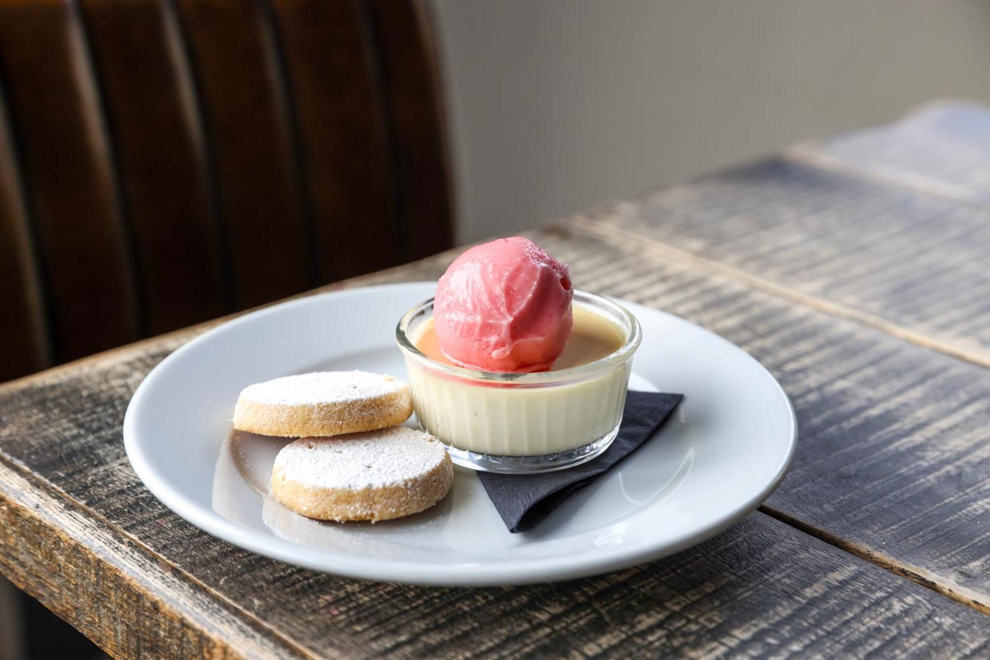 The Goudhurst Inn ภายนอก รูปภาพ