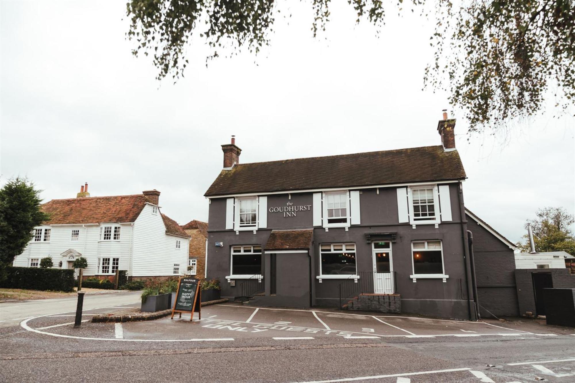 The Goudhurst Inn ภายนอก รูปภาพ